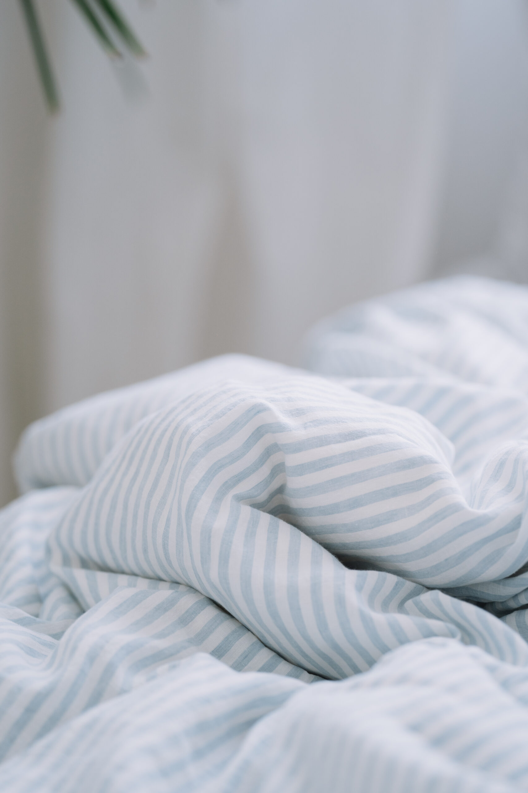 Set Staubblau Großes gestreiftes Laken 90x200 und Pilot Pouch 150x200