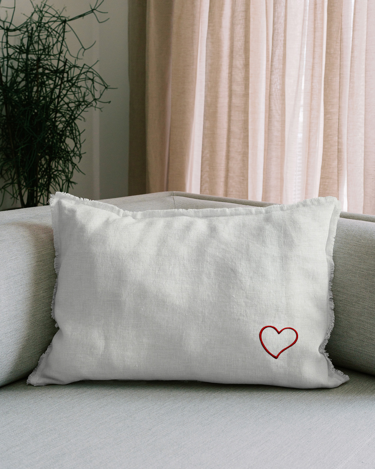 HUG Fransenkissen 50x60 mit einfacher Stickerei