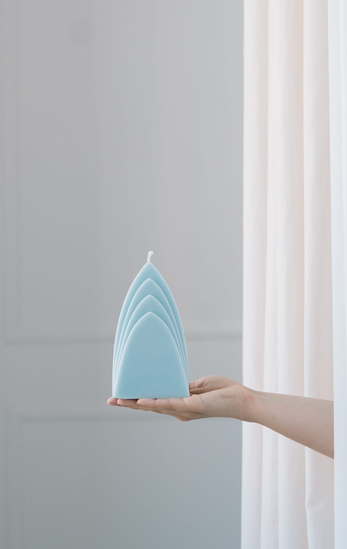 Blue Chapel handgefertigte Kerze aus natürlichem Wachs